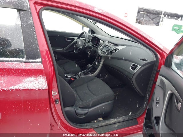 KMHDH4AH0FU262748 Hyundai Elantra Gls