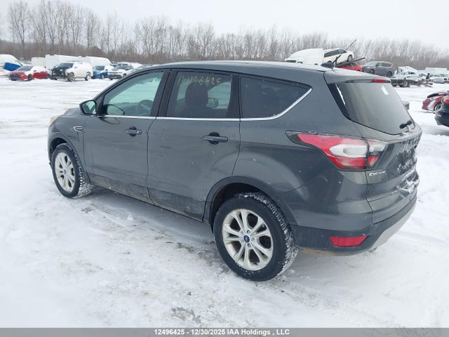 1FMCU9G99HUB46990 Ford ESCAPE SE