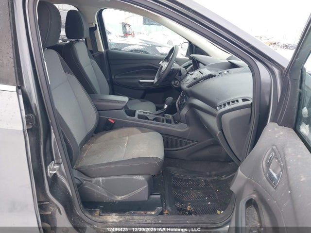 1FMCU9G99HUB46990 Ford ESCAPE SE