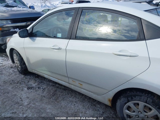 KMHCT4AE6EU672324 Hyundai ACCENT GL
