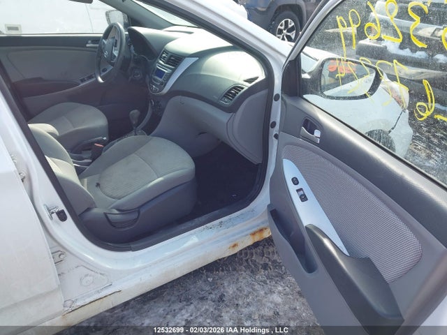 KMHCT4AE6EU672324 Hyundai ACCENT GL
