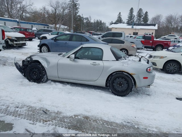 2006 Mazda Mx-5 3rd Generation Limited/gs/gx მანქანა იყიდება აუქციონზე, vin: JM1NC15F960117844, აუქციონის ნომერი: 12544156