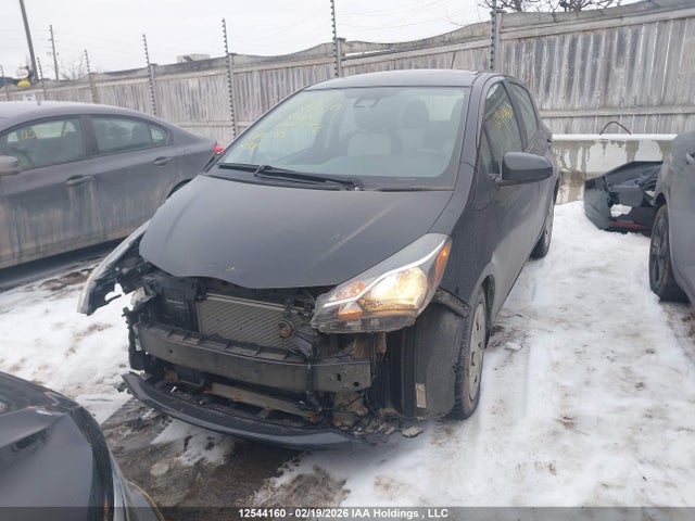 Toyota YARIS LE 2018 VNKKTUD35JA088283 Image 13