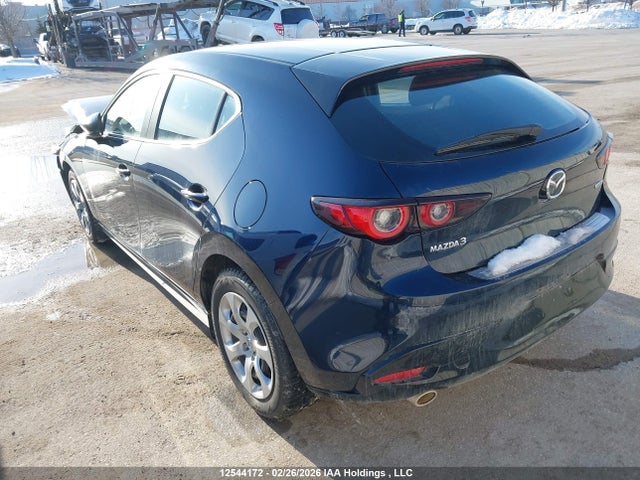 JM1BPALL2N1511114 Mazda 3 Preferred