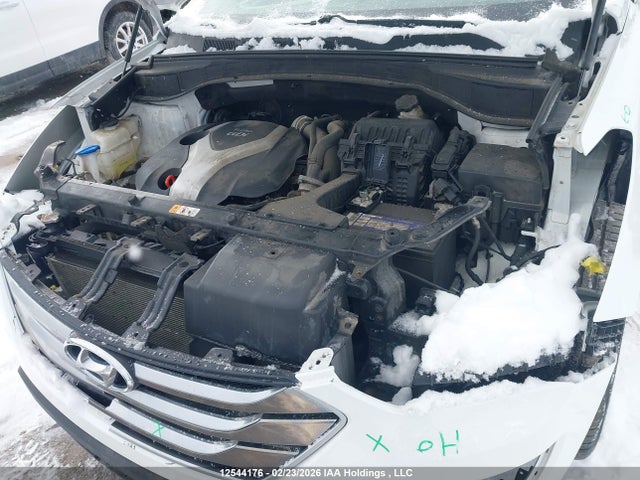 5XYZUDLA8FG232761 Hyundai Santa Fe Sport 2.0t Se