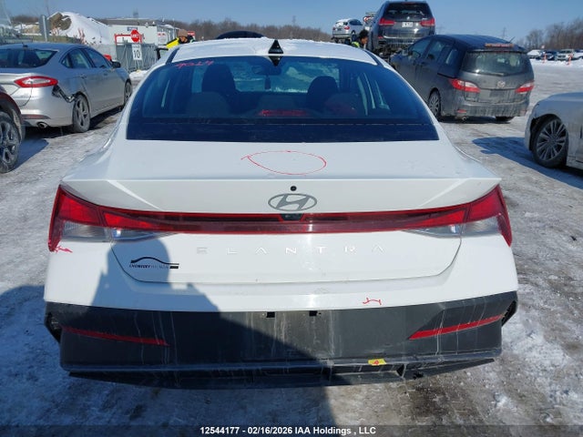 KMHLM4DG2RU796185 Hyundai Elantra Essential