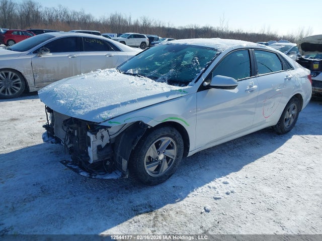 KMHLM4DG2RU796185 Hyundai Elantra Essential