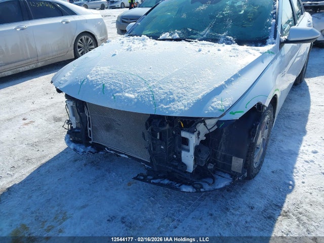 KMHLM4DG2RU796185 Hyundai Elantra Essential