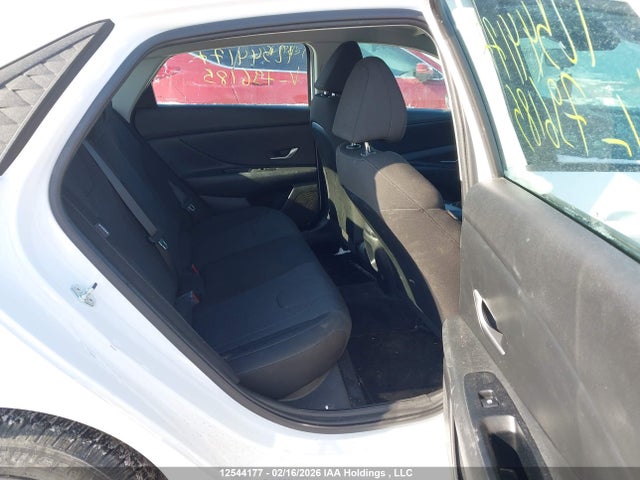 KMHLM4DG2RU796185 Hyundai Elantra Essential
