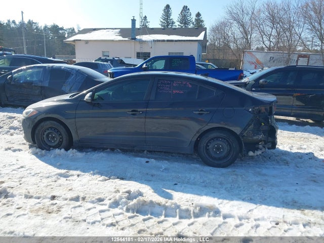 KMHD84LFXJU497906 Hyundai ELANTRA GL