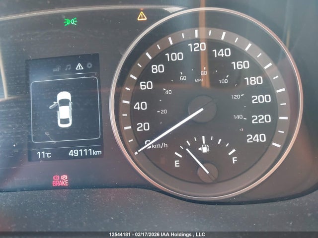 KMHD84LFXJU497906 Hyundai ELANTRA GL