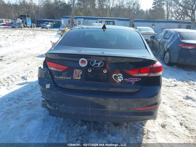 KMHD84LFXJU497906 Hyundai ELANTRA GL