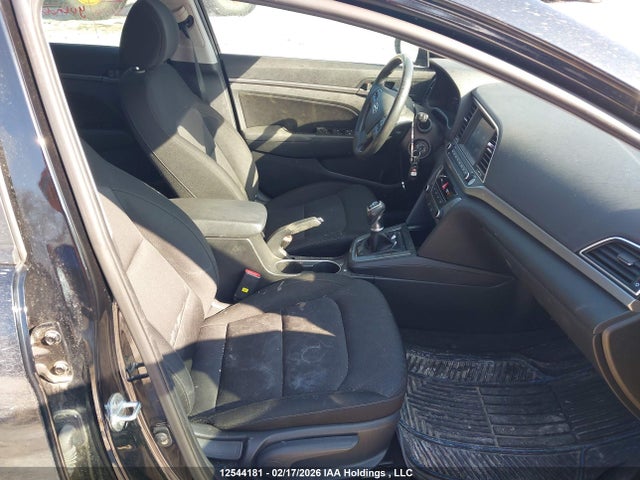 KMHD84LFXJU497906 Hyundai ELANTRA GL