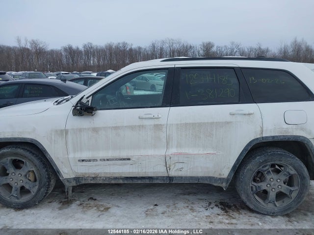 1C4RJFAG4JC381290 Jeep Grand Cherokee Laredo