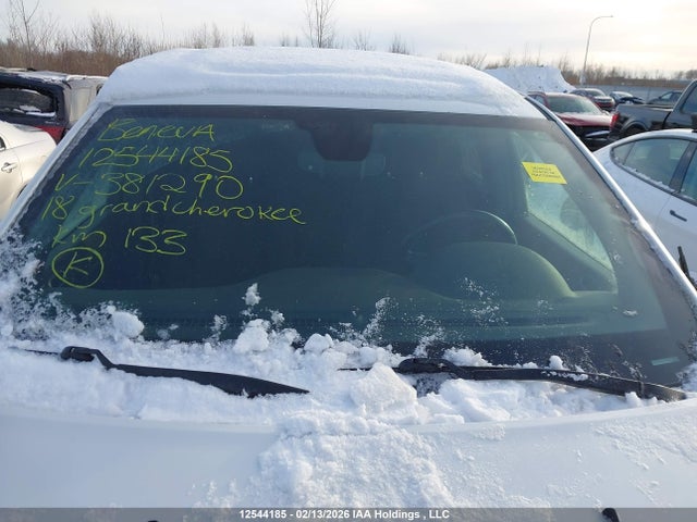 1C4RJFAG4JC381290 Jeep Grand Cherokee Laredo