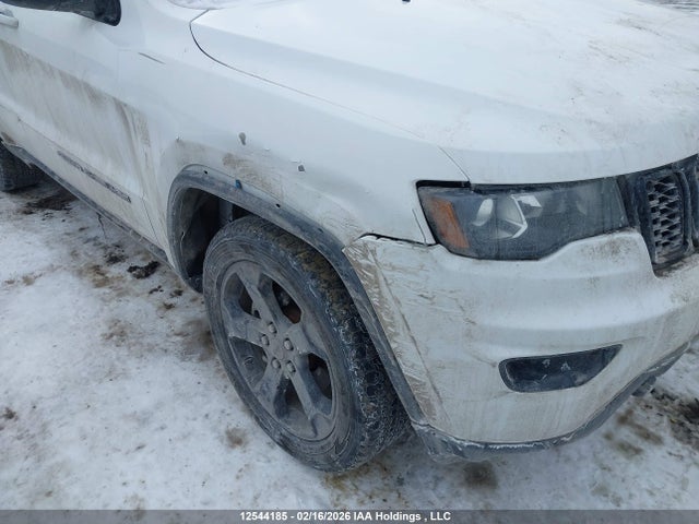 1C4RJFAG4JC381290 Jeep Grand Cherokee Laredo
