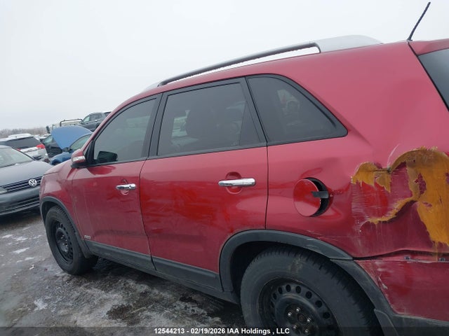 5XYKTCA63EG431549 KIA SORENTO LX