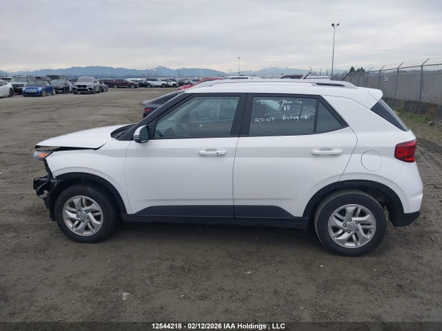 2023 Hyundai Venue Sel/limited მანქანა იყიდება აუქციონზე, vin: KMHRC8A36PU268748, აუქციონის ნომერი: 12544218