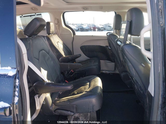 Продаж на аукціоні авто 2017 Chrysler Pacifica Touring-l Plus, vin: 2C4RC1EG4HR840164, номер лоту: 12544226