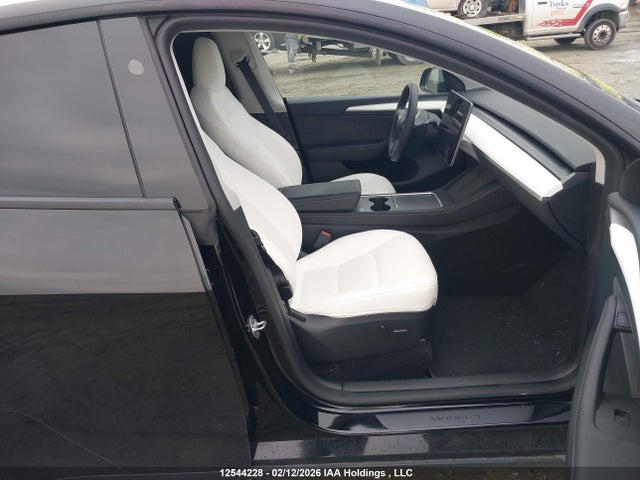 7SAYGDEFXRF093310 Tesla Model Y