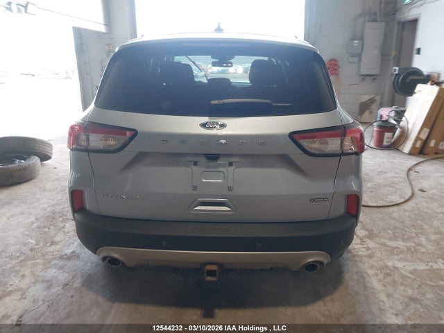 12544232 :رقم المزاد ، 1FMCU9DZ5NUB04199 vin ، 2022 Ford Escape Hybrid مزاد بيع