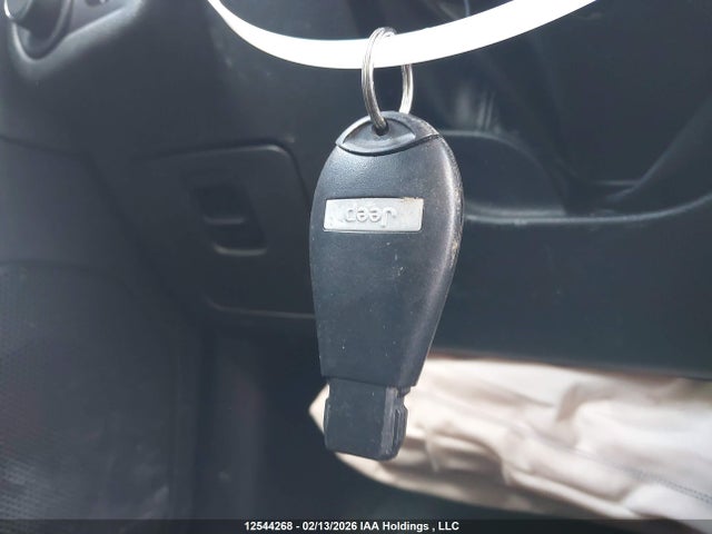 2014 Jeep Cherokee Sport მანქანა იყიდება აუქციონზე, vin: 1C4PJMAB6EW285553, აუქციონის ნომერი: 12544268