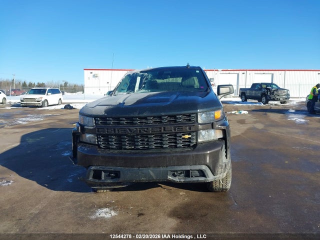 1GCUYBEF0LZ115152 Chevrolet Silverado K1500 Custom