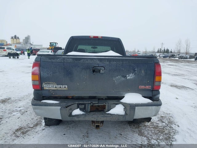 12544307 :رقم المزاد ، 1GTHK23174F166810 vin ، 2004 Gmc Sierra K2500 Heavy Duty مزاد بيع