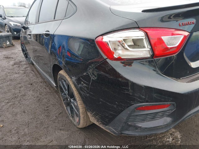 1G1BE5SM9J7231634 Chevrolet Cruze Lt Auto