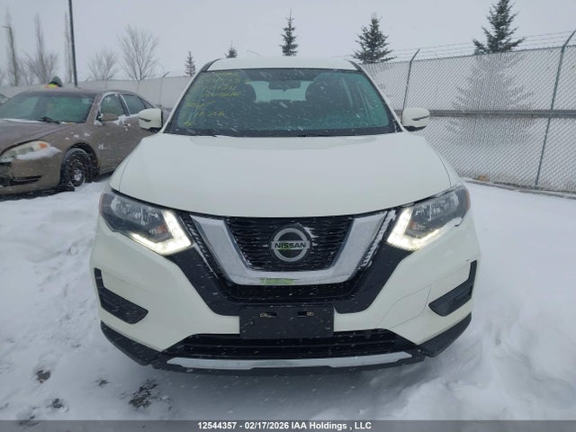 5N1AT2MTXJC777311 Nissan Rogue S/sl