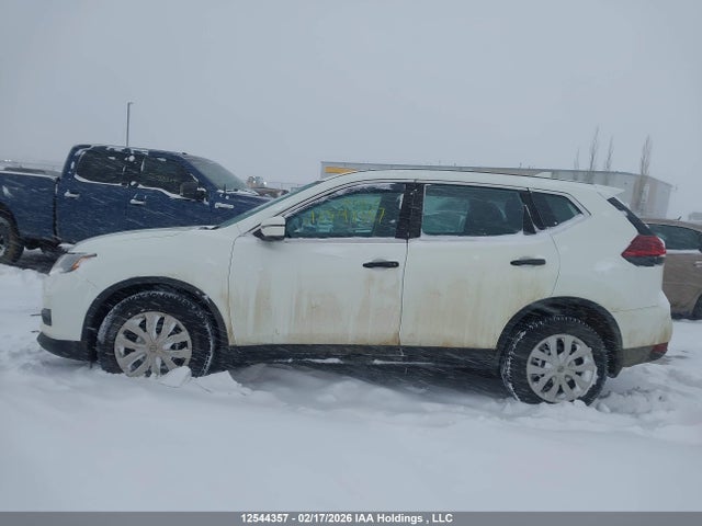 5N1AT2MTXJC777311 Nissan Rogue S/sl