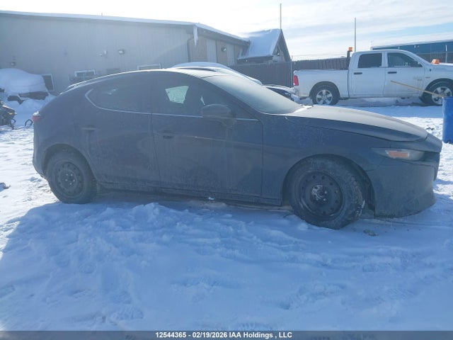 JM1BPAKMXS1757009 Mazda 3 Select Sport