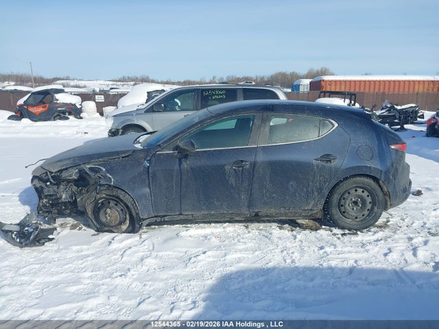 JM1BPAKMXS1757009 Mazda 3 Select Sport