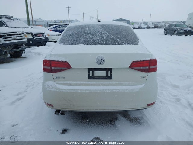 3VWD67AJ5GM281023 Volkswagen Jetta 1.4 Tsi Comfortline