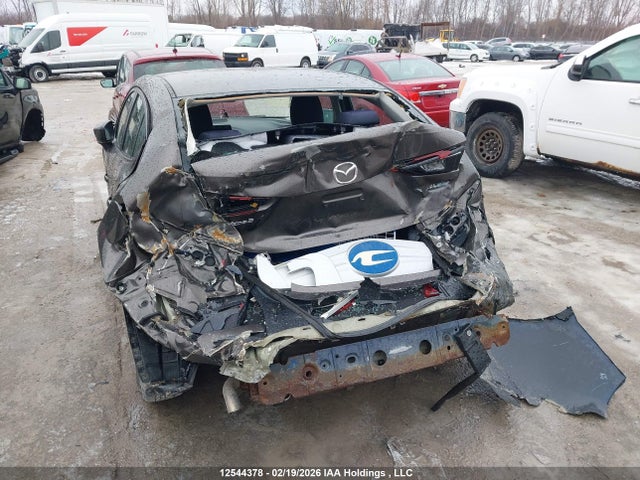 3MZBM1U79FM182598 Mazda MAZDA3