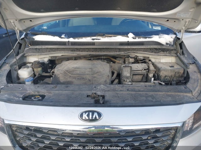 KNDMB5C19L6595302 KIA Sedona Lx/ex
