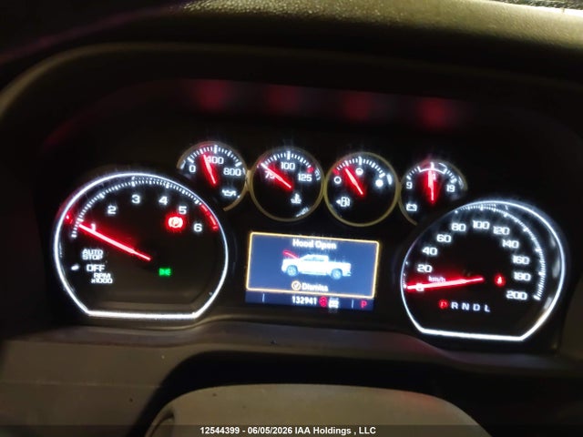2022 Chevrolet Silverado Ltd K1500 Lt Trail Boss მანქანა იყიდება აუქციონზე, vin: 3GCUYFET5NG197895, აუქციონის ნომერი: 12544399