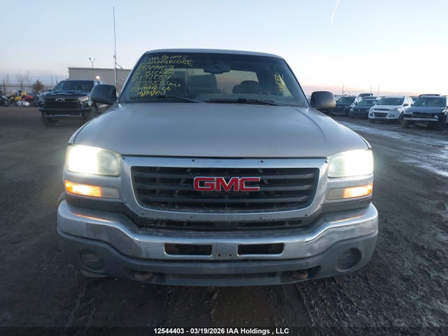 Aukcja sprzedaży 2004 Gmc Sierra K2500 Heavy Duty, vin: 1GTHK29U84E197054, numer aukcji: 12544403
