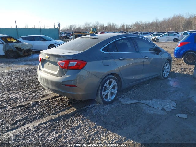 1G1BF5SM3J7193234 Chevrolet Cruze