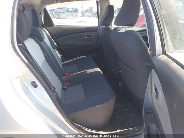 VNKKTUD36KA104251 Toyota YARIS LE