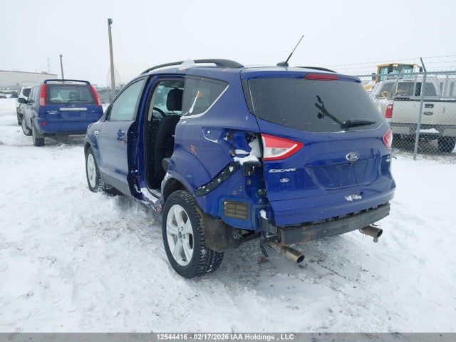 1FMCU9G9XFUC15618 Ford ESCAPE SE