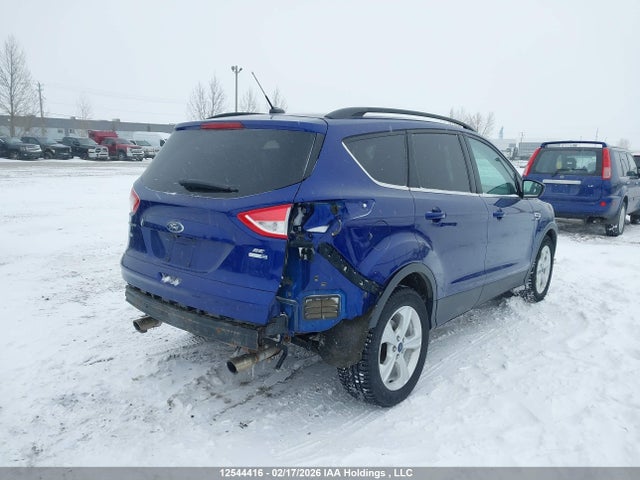 1FMCU9G9XFUC15618 Ford ESCAPE SE