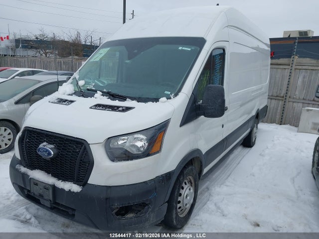 1FTBR3U87NKA25621 Ford Transit T-250