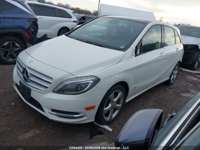 WDDMH4EB1EJ187168 Mercedes-Benz B250