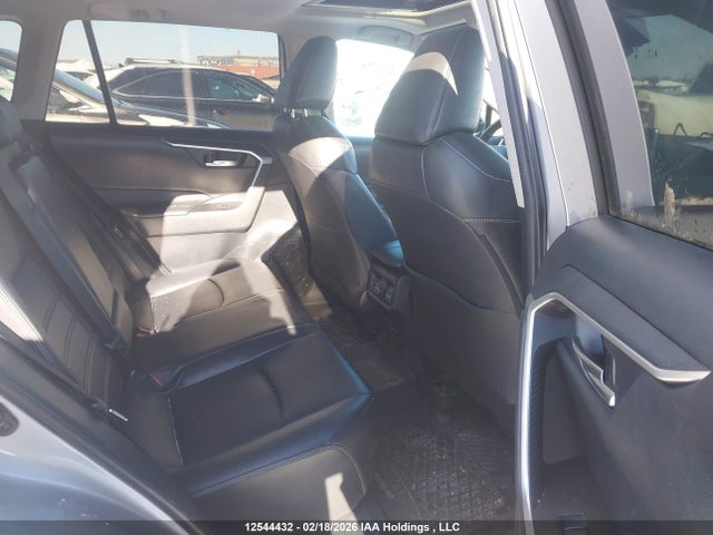 2T3R1RFV9KW029104 Toyota Rav4 Xle/xle Premium