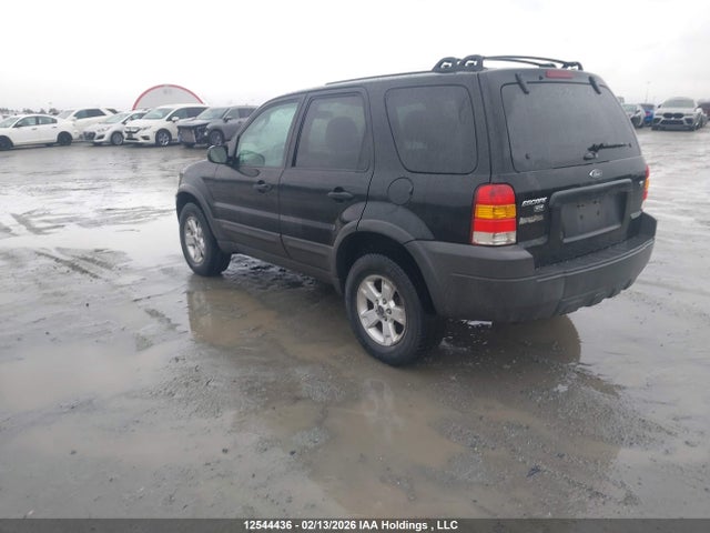 2007 Ford Escape Xlt მანქანა იყიდება აუქციონზე, vin: 1FMYU93167KA63744, აუქციონის ნომერი: 12544436