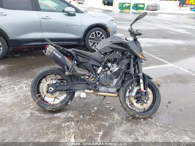 Продаж на аукціоні авто 2021 Ktm 890 Duke R, vin: VBKTU9406MM812240, номер лоту: 12544454