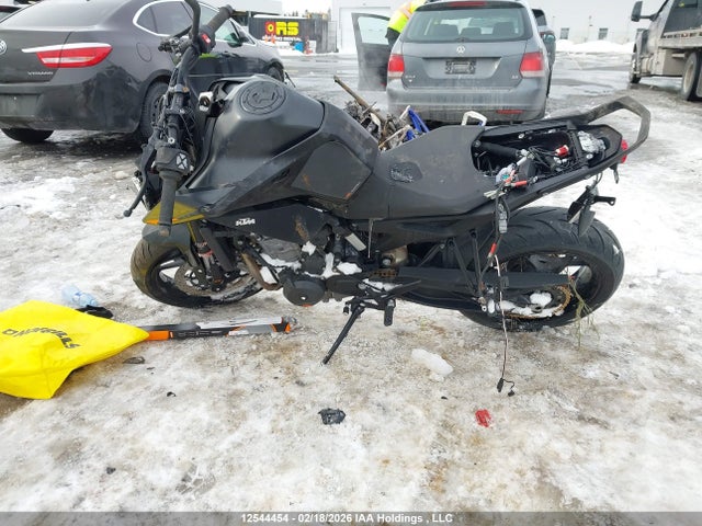 Продаж на аукціоні авто 2021 Ktm 890 Duke R, vin: VBKTU9406MM812240, номер лоту: 12544454