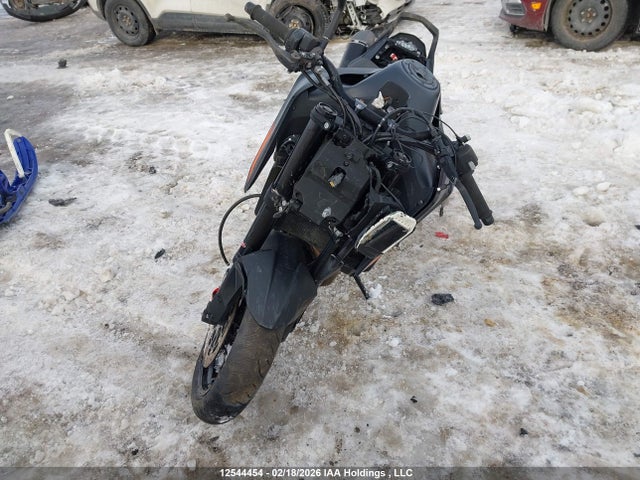 Продаж на аукціоні авто 2021 Ktm 890 Duke R, vin: VBKTU9406MM812240, номер лоту: 12544454