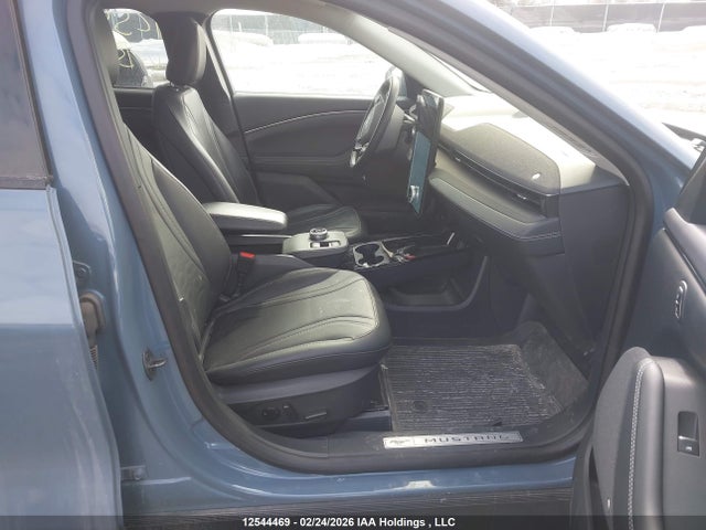 12544469 :رقم المزاد ، 3FMTK3SU8PMB10399 vin ، 2023 Ford Mustang Mach-e Premium مزاد بيع